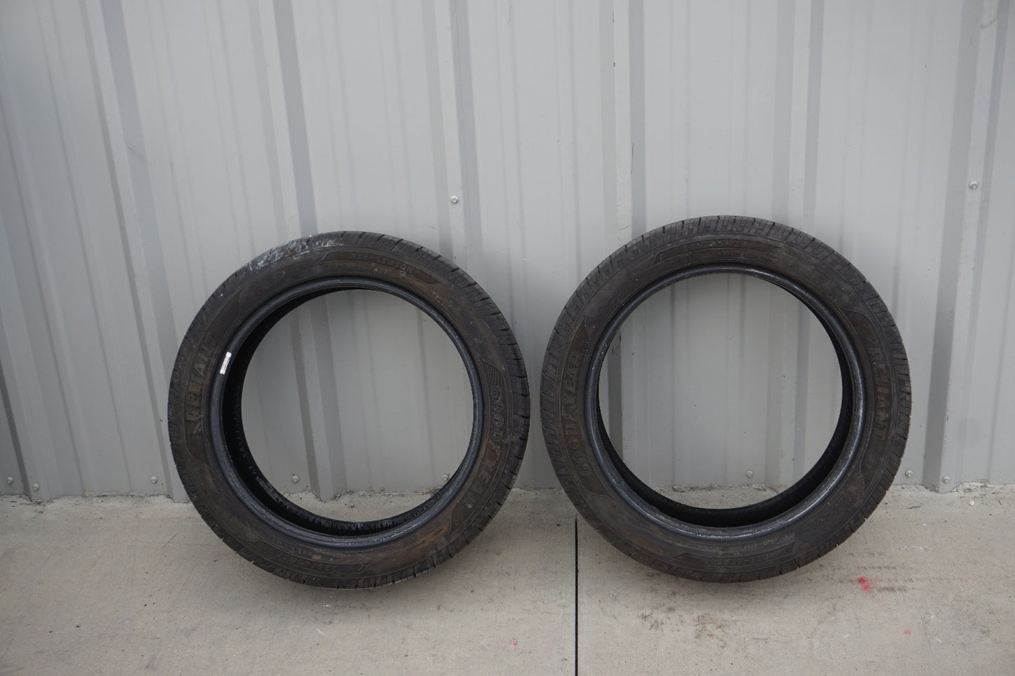 Set of 2 Used 225/45R17 Goodyear Reliant All-season - 91V - 8/32