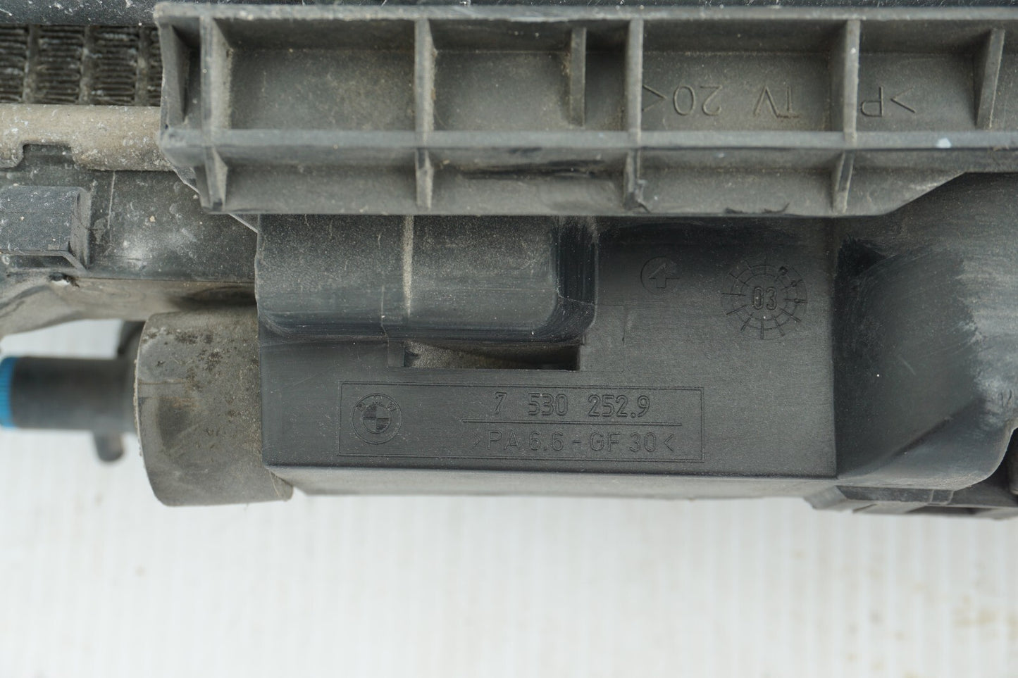 2003-2008 BMW Z4 E85 3.0L COOLING RADIATOR & AC CONDENSER OEM