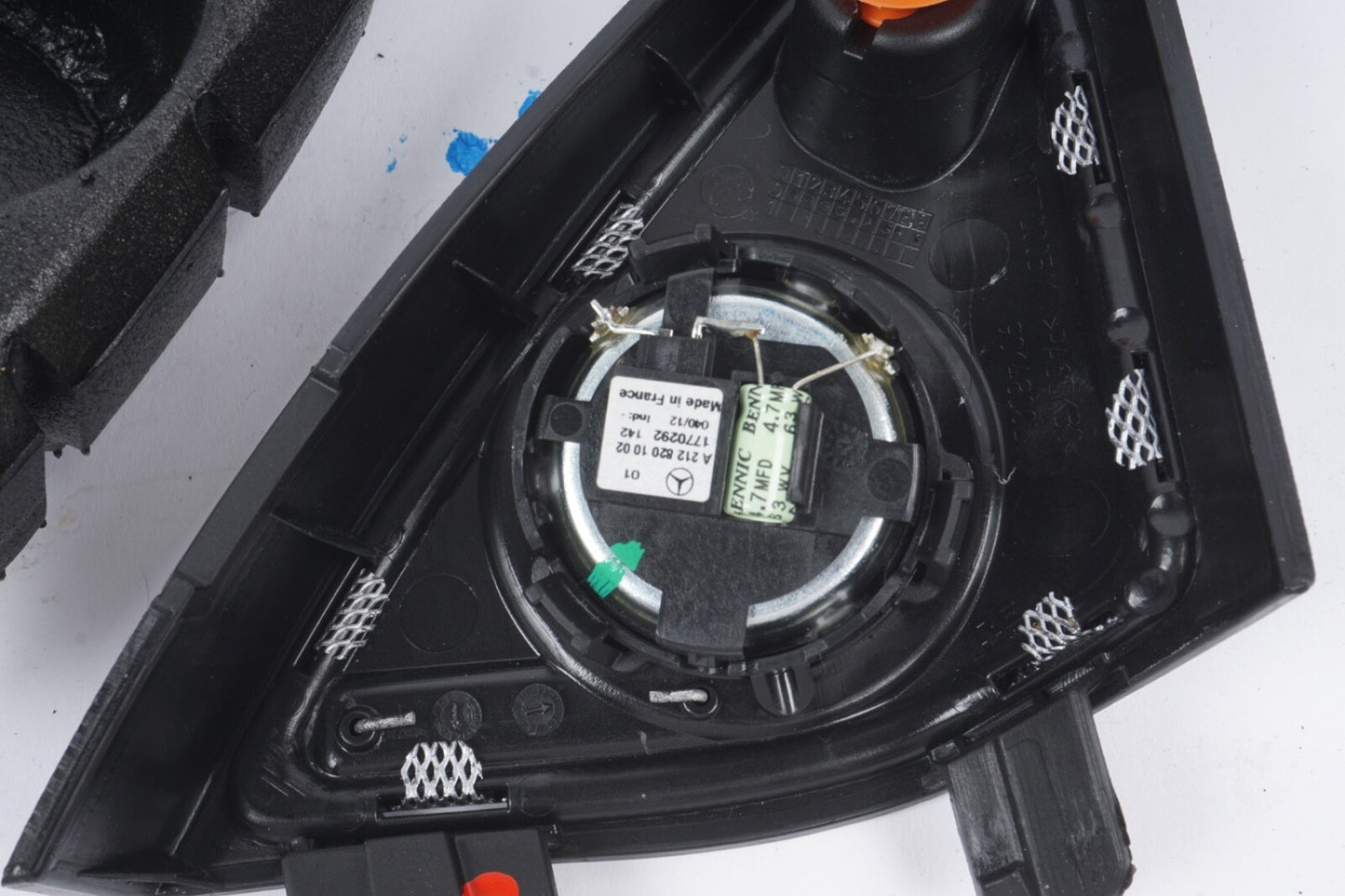 2013 2014 MERCEDES E350 COUPE LEFT & RIGHT DOOR SPEAKER TWEETER TRIM HARMAN