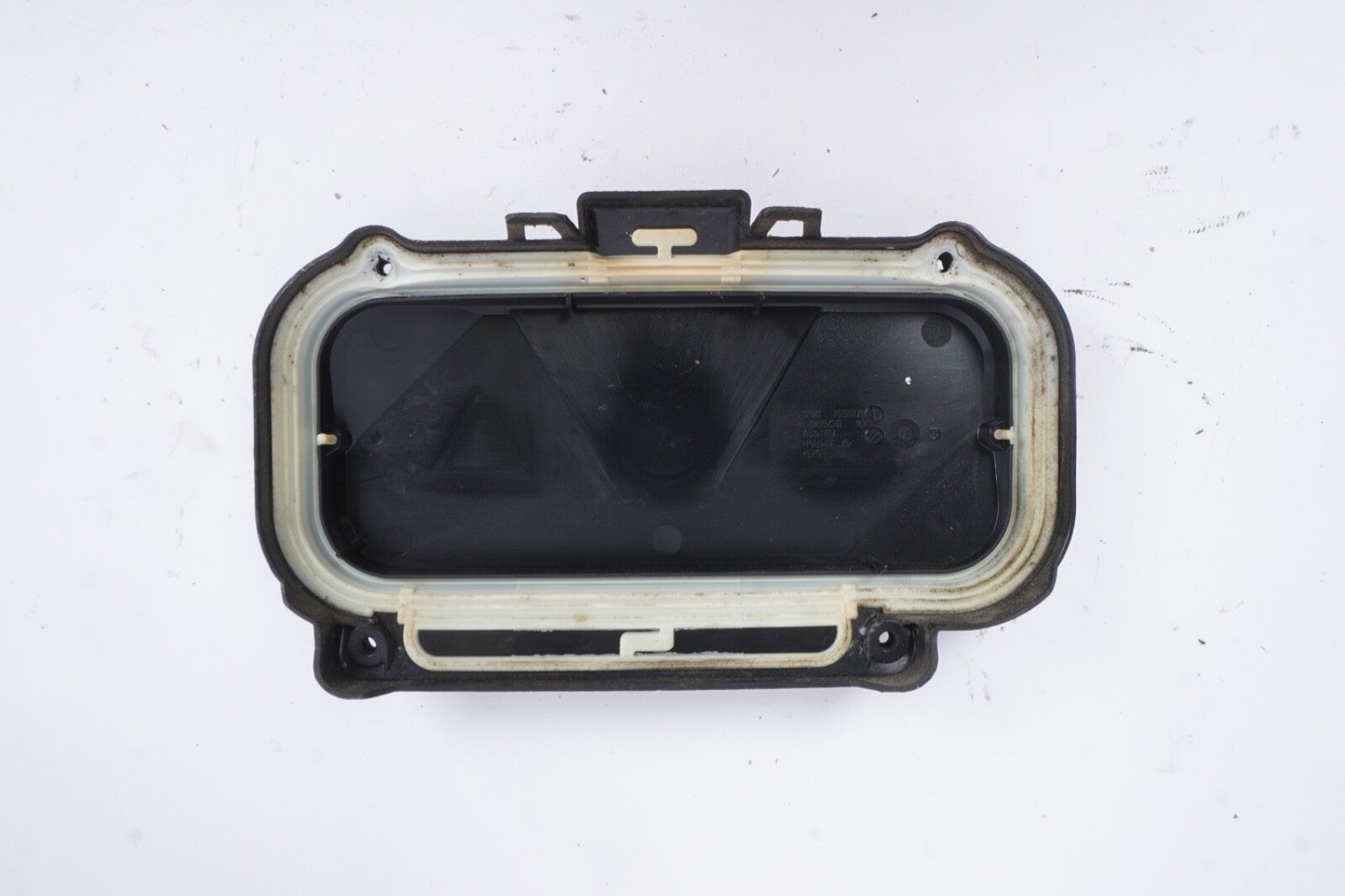 09-15 BMW 750Li F01 F02 Upper Engine Control Module ECU Box Cover Oem