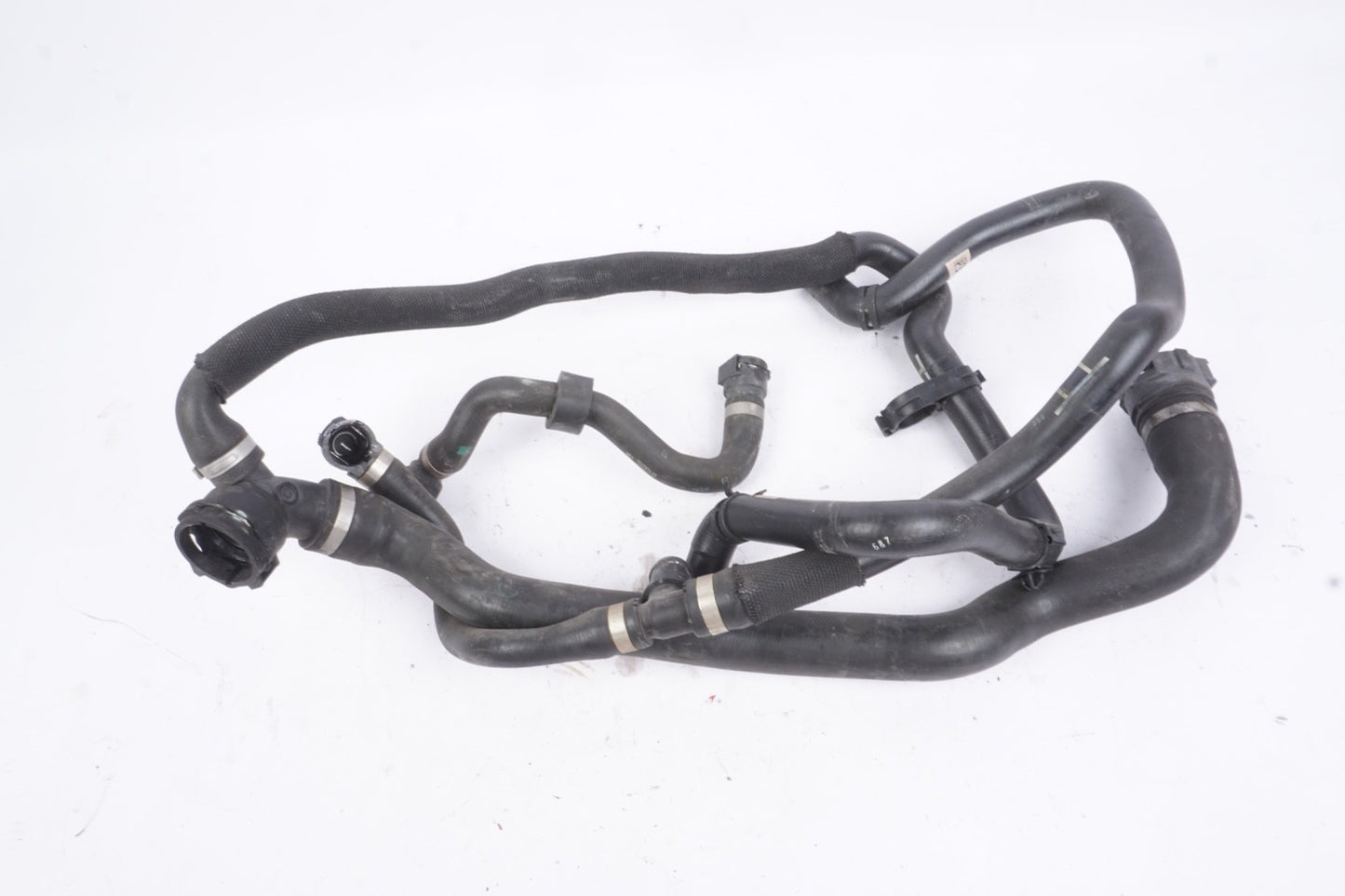2018 - 2023 BMW X2 F39 2.0L RADIATOR COOLANT WATER OUTLET HOSE TUBE OEM 7617374