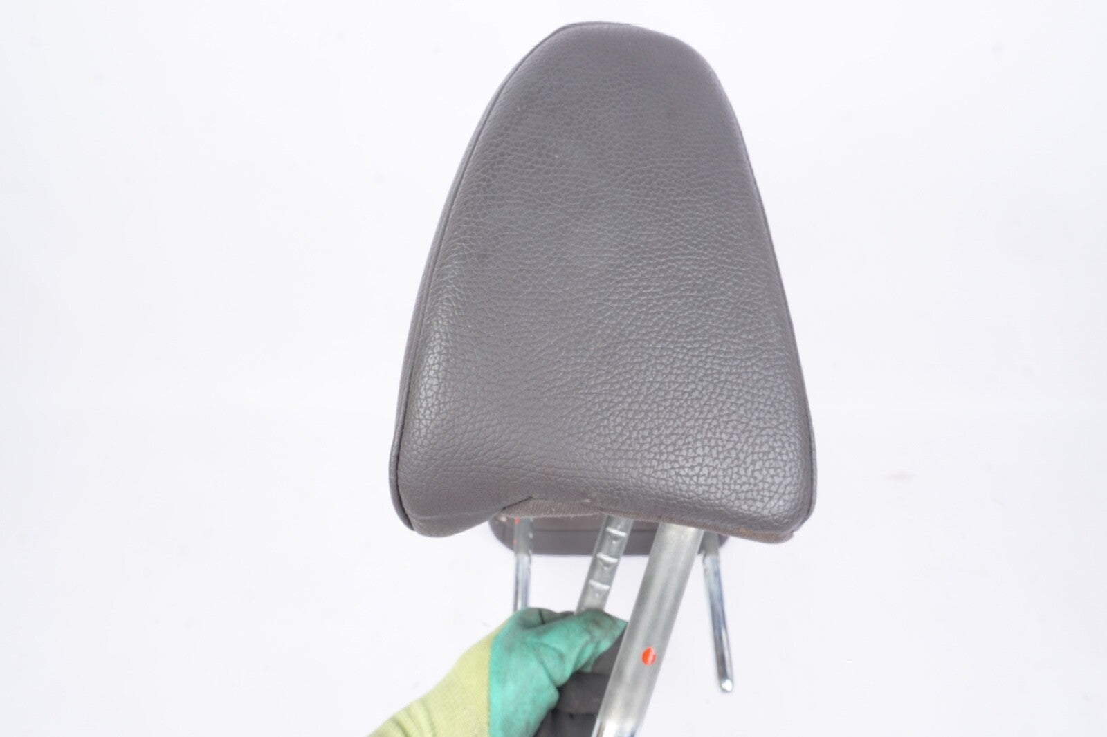 18 19 20 21 22 HONDA ODYSSEY FRONT SEAT HEADREST PAIR OEM BROWN LEATHER