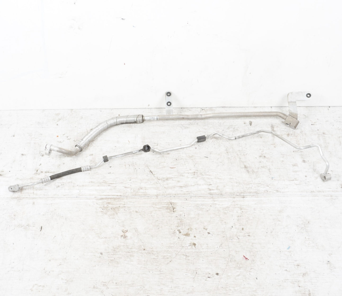 13 - 18 BMW 650i 550i 750i AC Suction Line Pipe Tube Hose  OEM