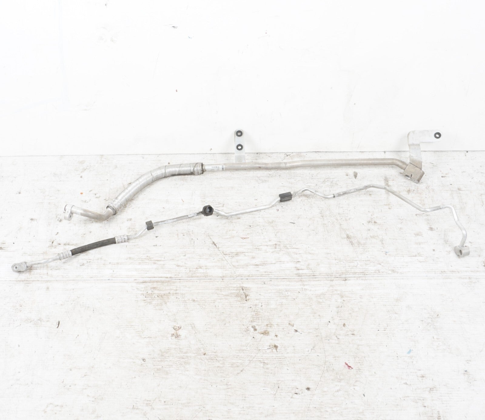 13 - 18 BMW 650i 550i 750i AC Suction Line Pipe Tube Hose  OEM