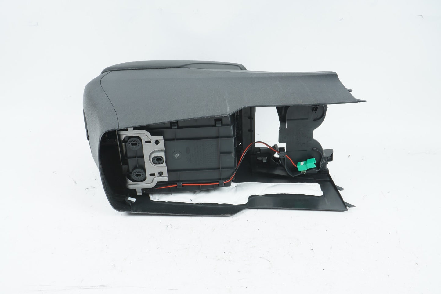 2013 - 2018 HYUNDAI SANTA FE CENTER CONSOLE STORAGE COMPARTMENT W/ ARM REST OEM