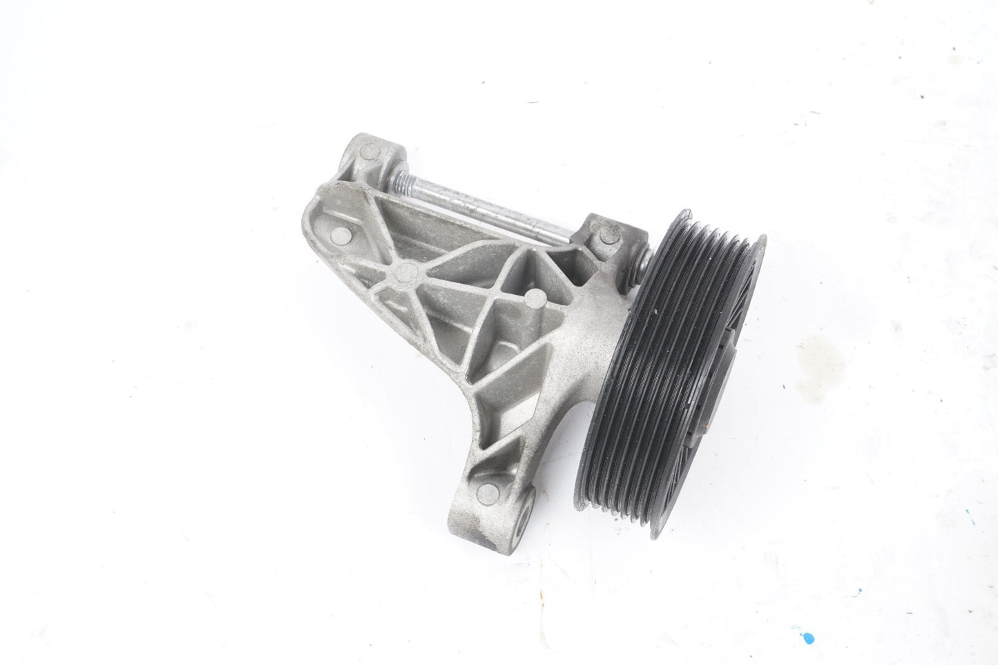 13 - 18 BMW 550I 650I 4.4L N63N Belt Tensioner 7567337  OEM