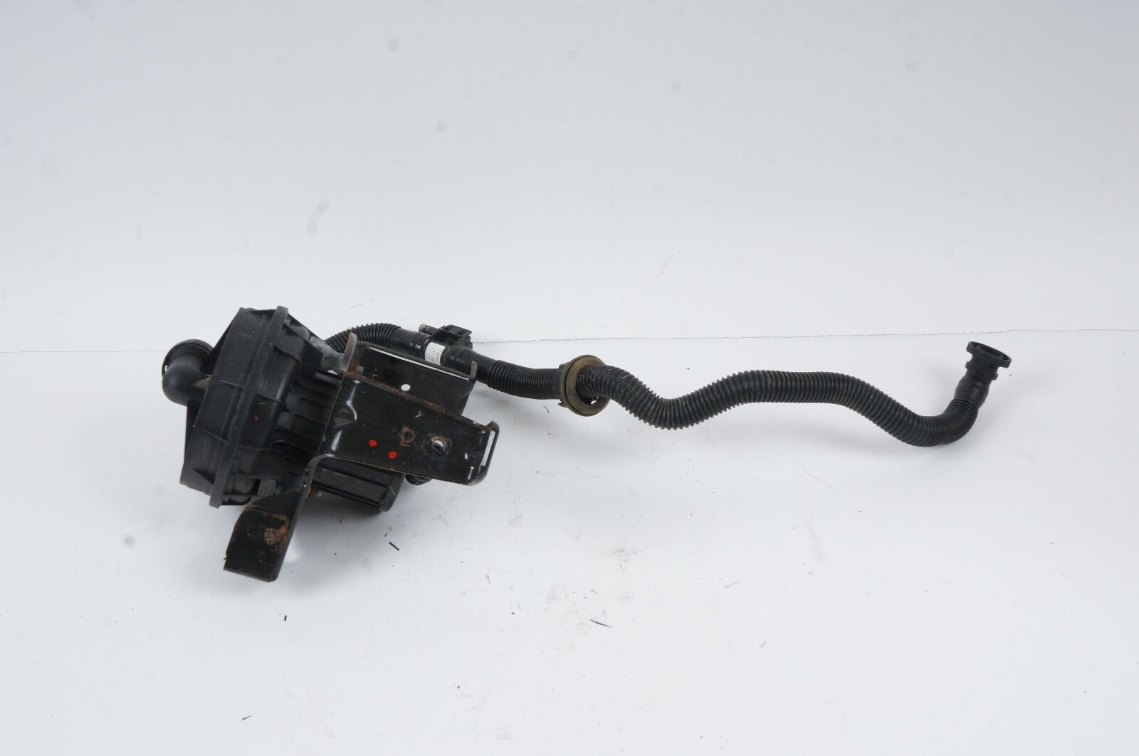 2010 - 2020 Bentley Mulsanne Secondary Air Pump Right Side