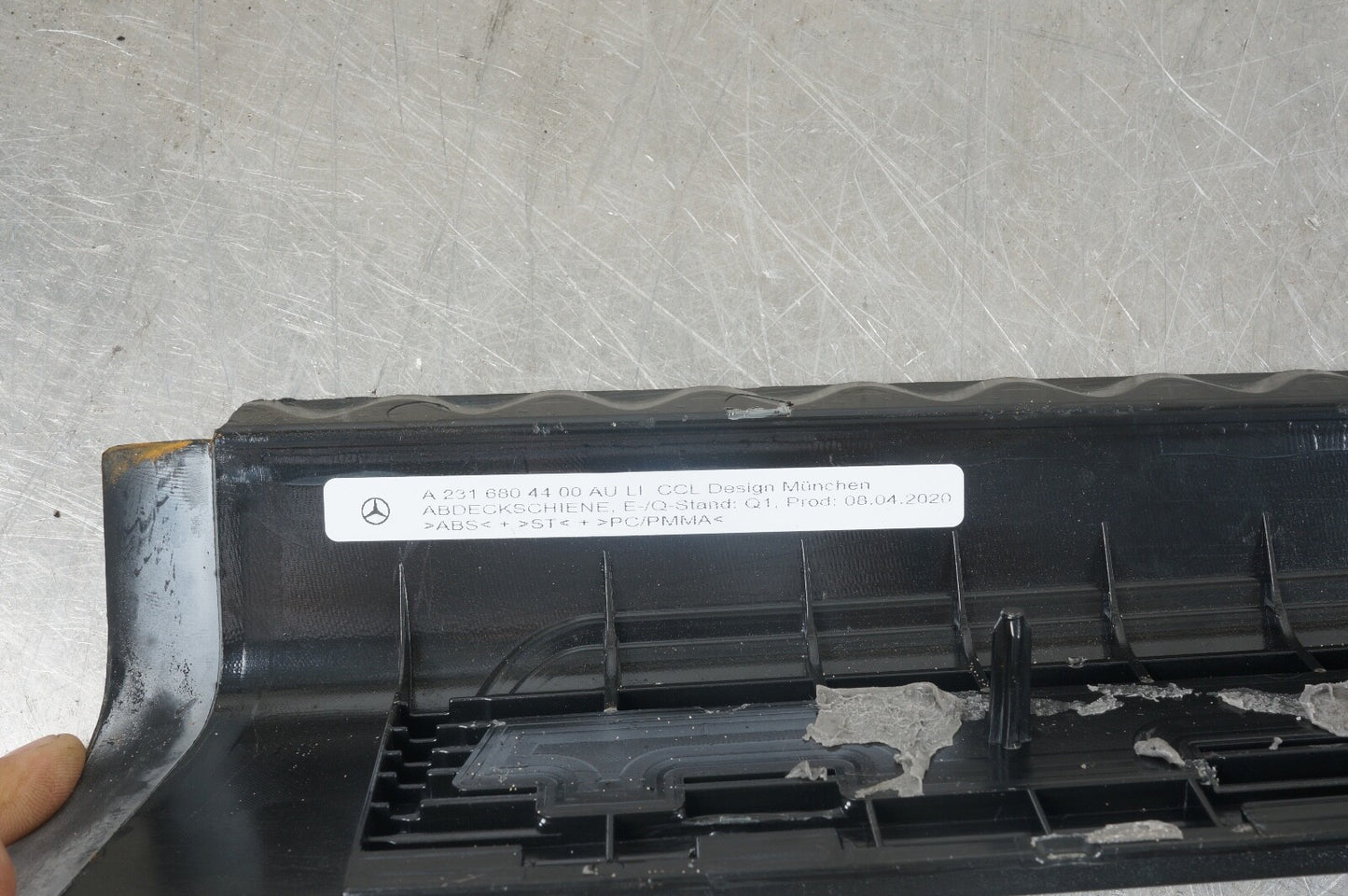 MERCEDES-BENZ SL R231 Front Left Outer Floor Cover Rail A2316804400 GENUINE