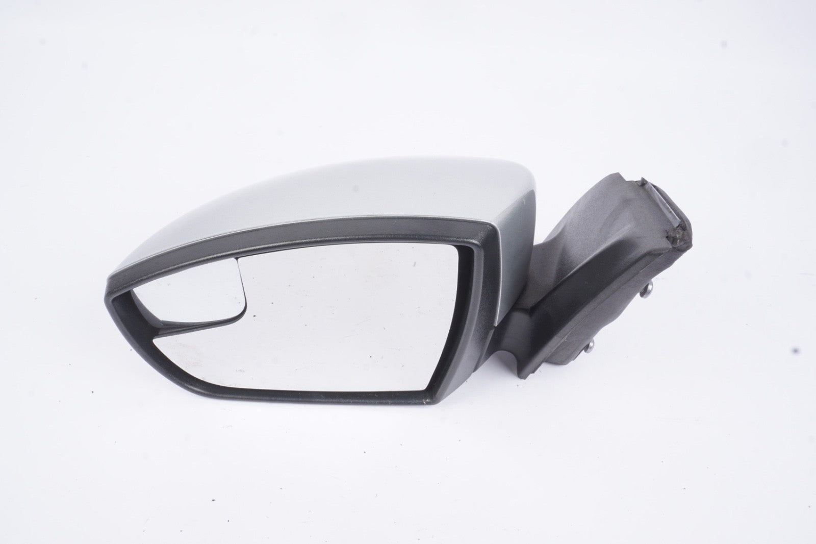 2015 - 2018 Ford Focus Driver Left Side View Power Door Mirror Silver