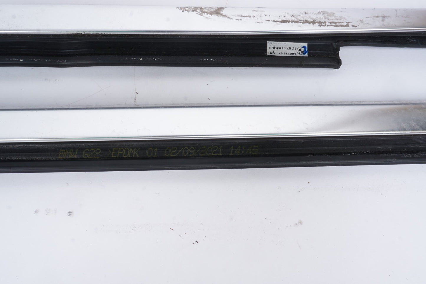 21-23 BMW 430I M440I Convertible G23 Front Door Window Belt Molding LH&RH OEM