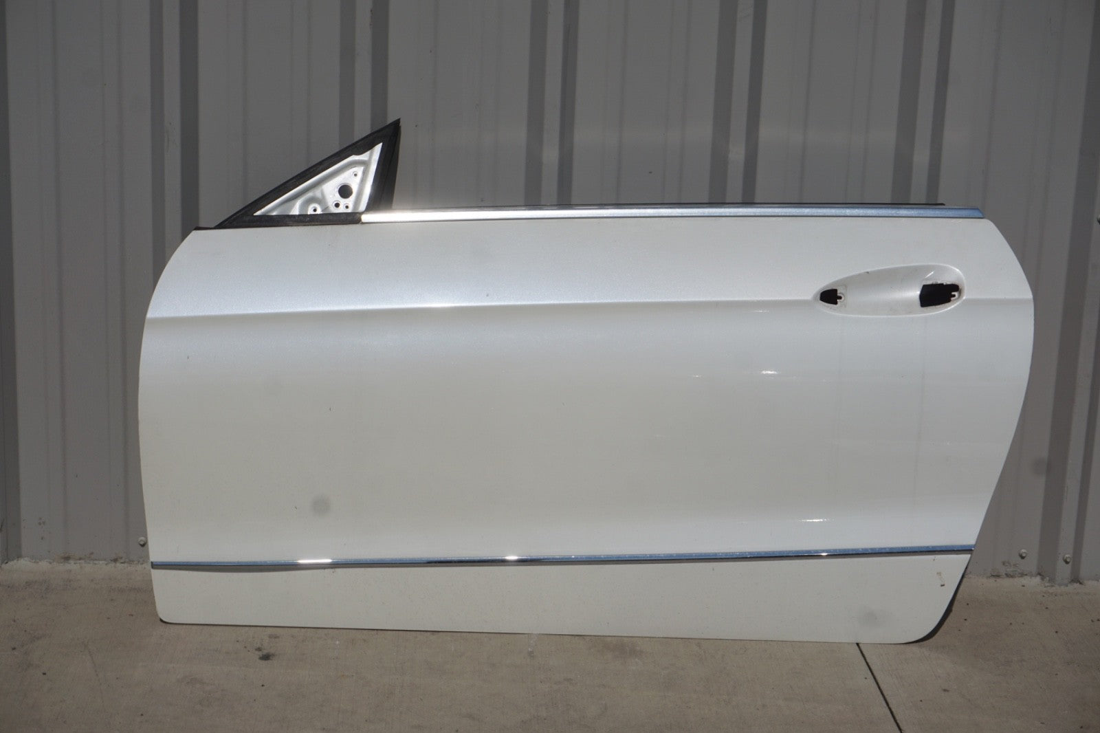 2011 - 2017 Mercedes W207 E350 E550 Coupe Convertible Left Side Door Shell OEM