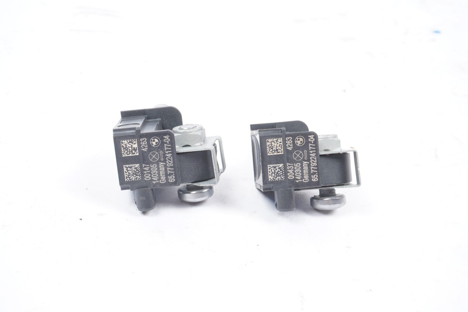 13-18 BMW 650i 640i Sensors 9224177 Left & Right  SET OEM
