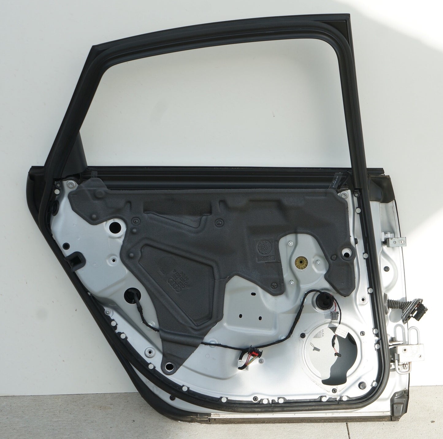 2005 - 2011 AUDI A6 LEFT REAR DOOR SHELL SILVER
