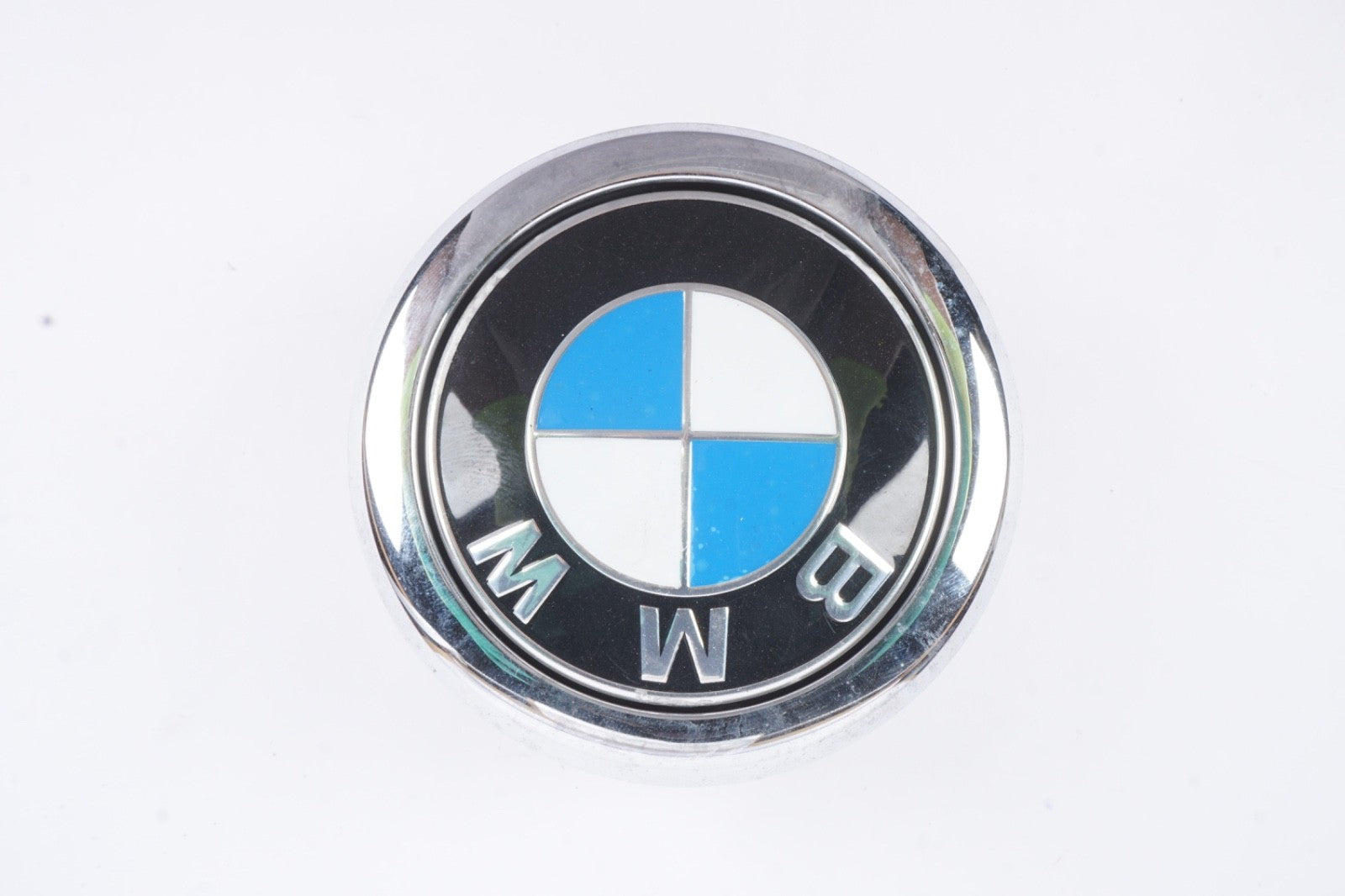 18-23 OEM BMW F39 X2 Trunk Lid Boot Door Emblem Release Button Handle Logo