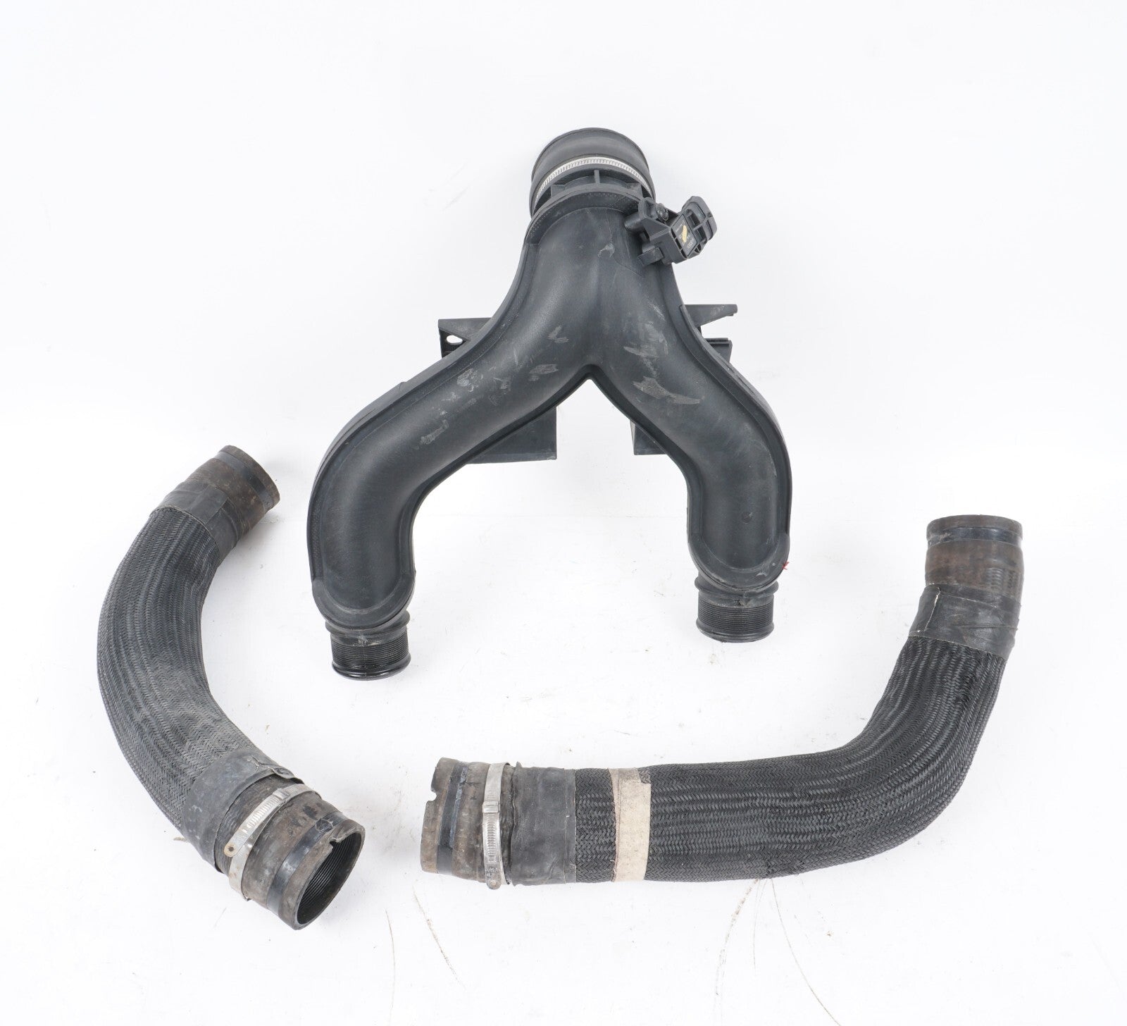 2014 - 2020 MASERATI GHIBLI Air Intake duct tube Duct Hose