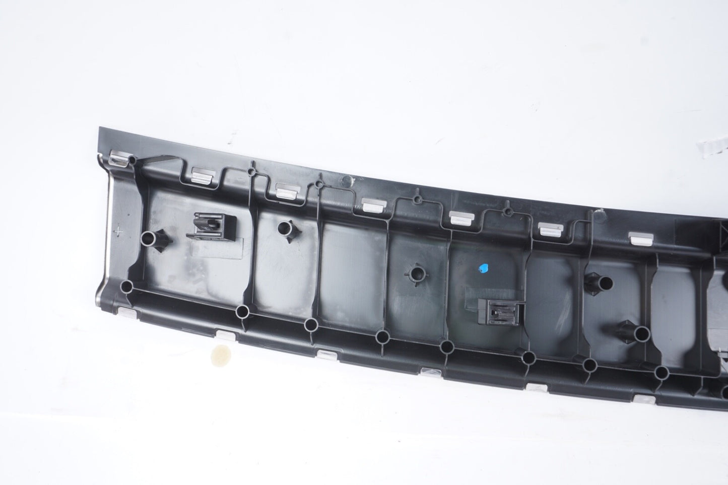 11-18 Porsche Cayenne 958 VW Touareg Rear Trunk Sill Scuff Plate Panel Cover OEM