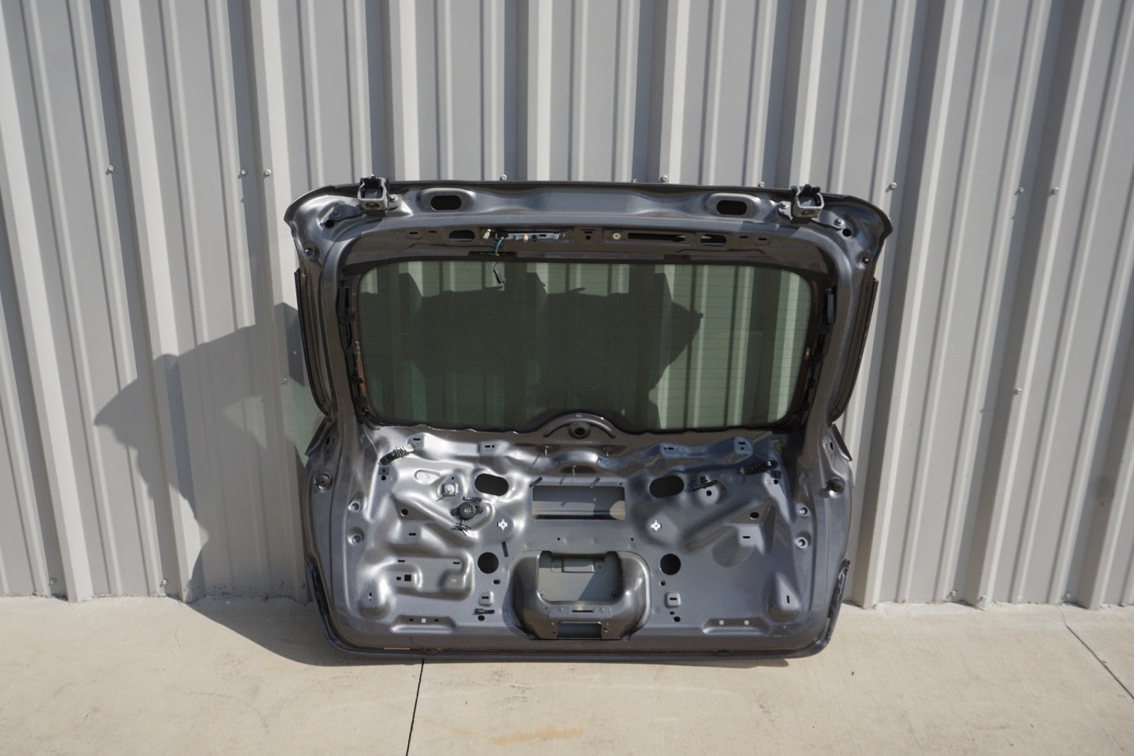 11-14 Porsche Cayenne 958 Trunk Tailgate Liftgate W/ Glass Gray 95851201107 OEM