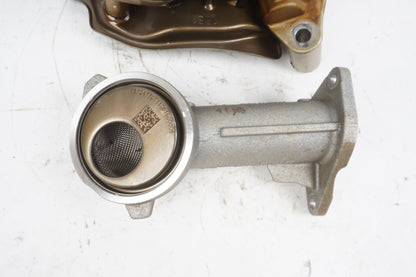 2008-2019  BMW 550 650 750 X5 X6 N63 S63 4.4L Engine Motor Oil Pump Assmbly OEM