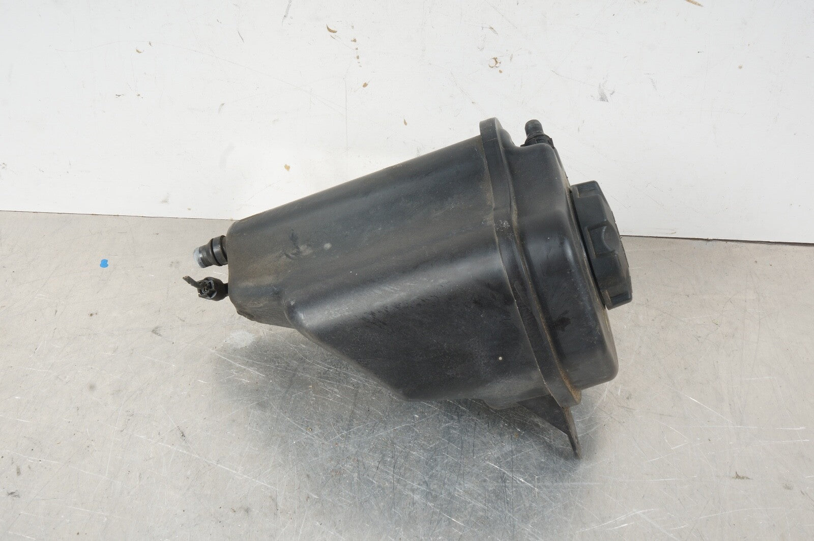 07-18 BMW E70 X5 ENGINE COOLANT EXPANSION TANK RADIATOR OVERFLOW BOTTLE