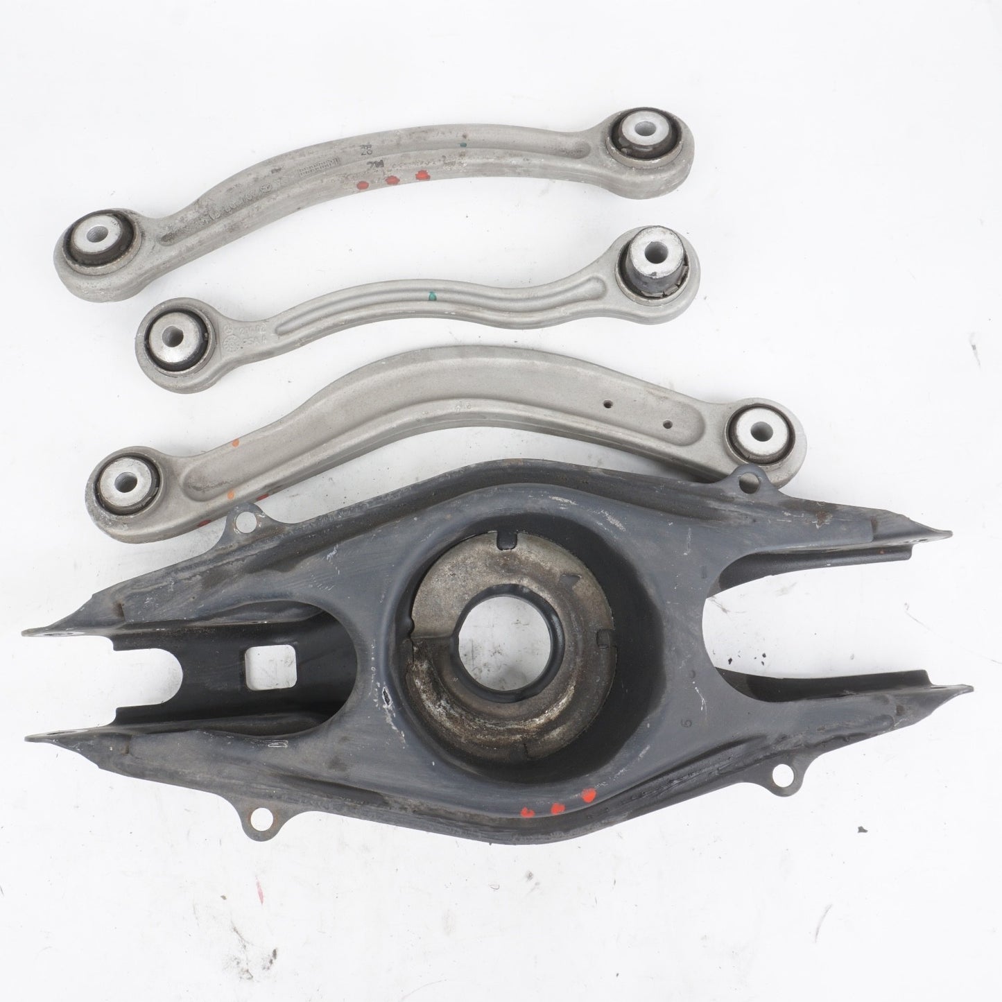 08-17 Mercedes W204 C250 E400 E350 Rear Left Side Tie Rod Control Arm Set OEM