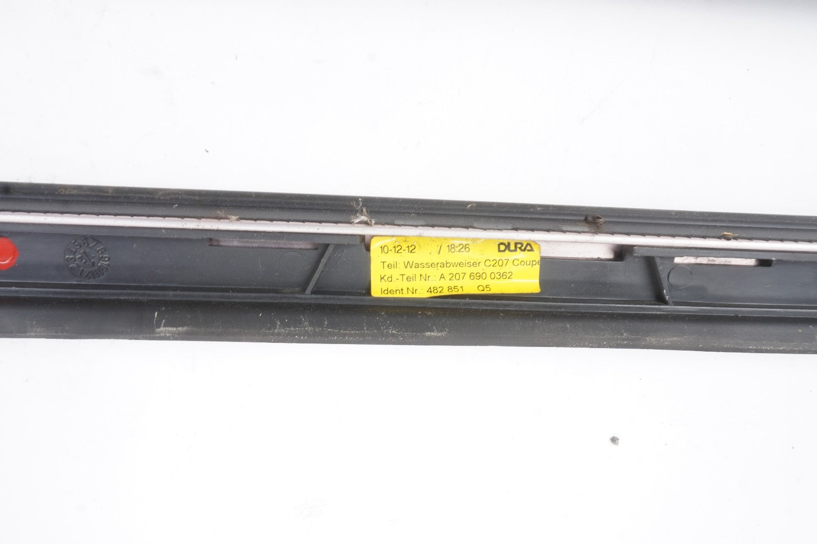 2011-2013 Mercedes W207 E350 Coupe Windshield Molding Left & Right  OEM