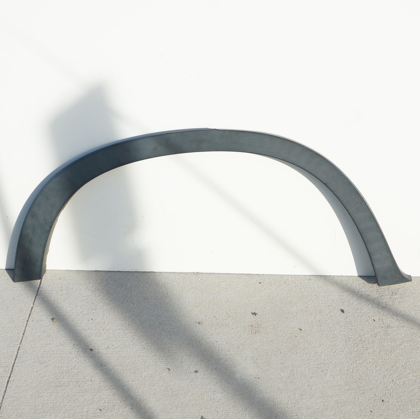 07-13 BMW E70 X5 REAR PASSENGER FENDER PANEL WHEEL ARCH FLARE MOLDING OEM