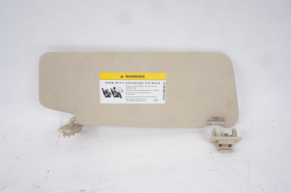 08-14 MERCEDES C250 C300 C350 BEIGE RIGHT SUN VISOR ILLUMINATED 20481046107f59