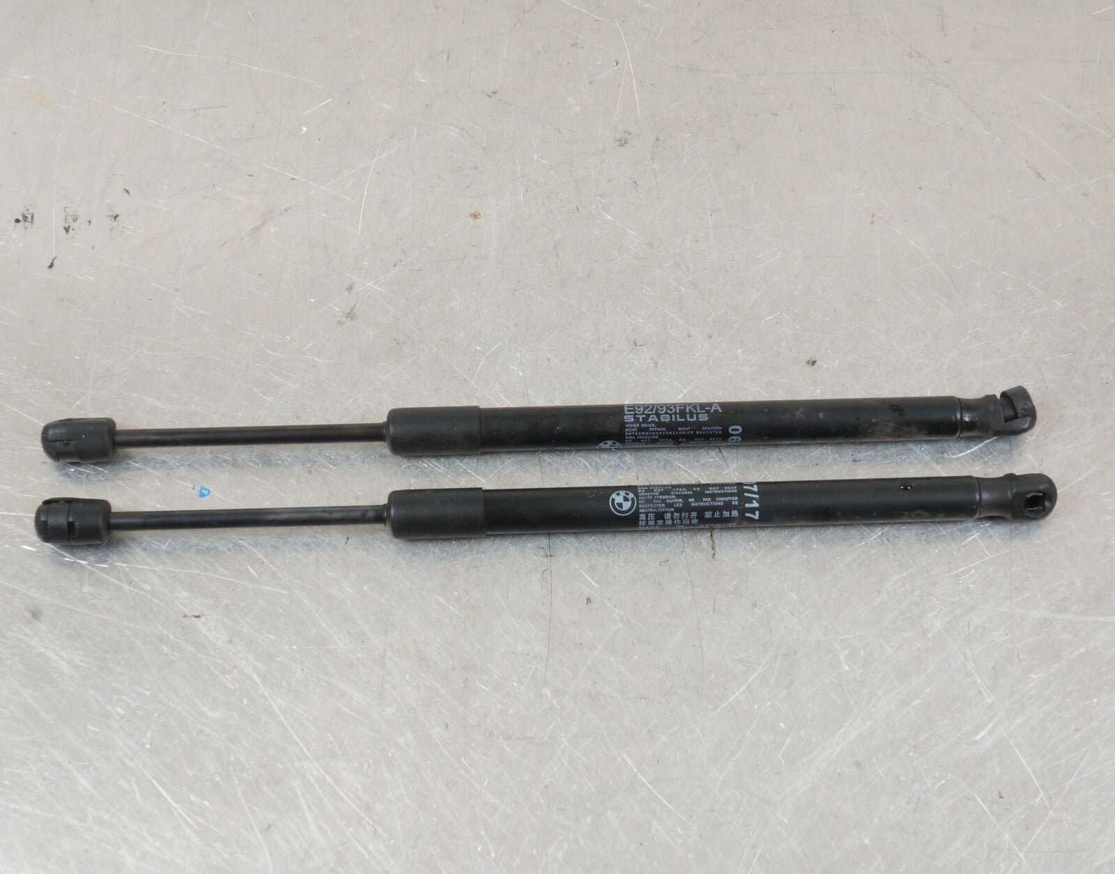 BMW 2007-2013 E93 328 CONVERTIBLE STRUT SHOCK SET OEM USED