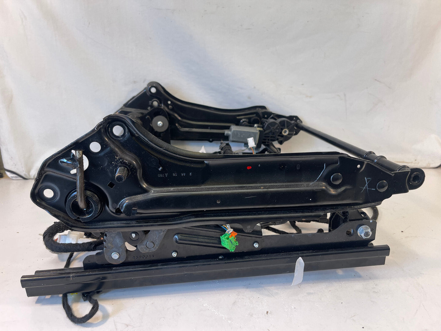 MERCEDES W251 W164 X164 R350 FRONT RIGHT PASS SEAT TRACK RAIL W/ WIRE OEM