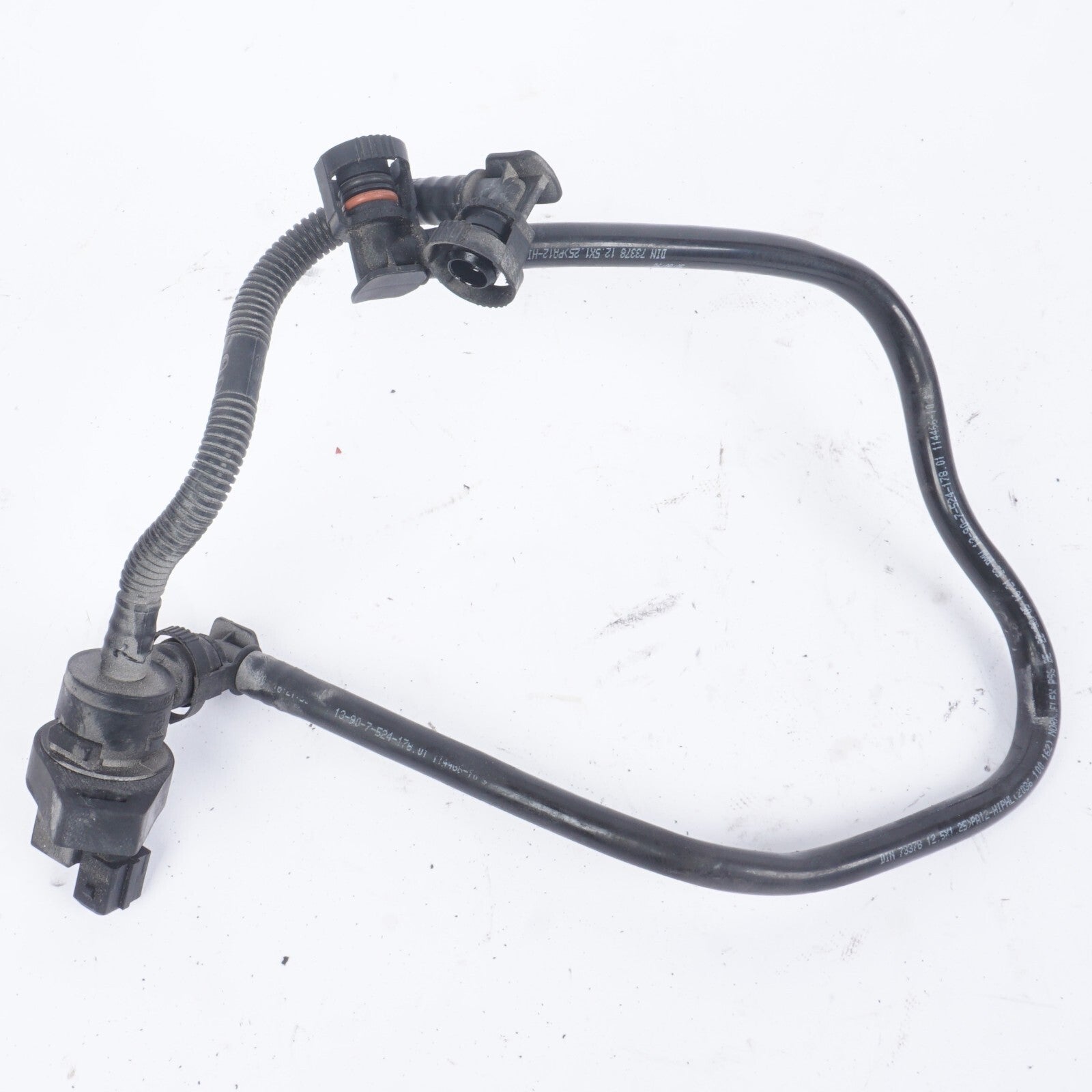 2006 - 2010  BMW 650i E63 E64 Fuel Gas Tank Breather Hose Pipe Line w/ Valve OEM