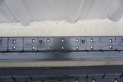 03-12 Mercedes R230 SL500 SL550 SL600 Door Step Sill Left and Right Set OEM
