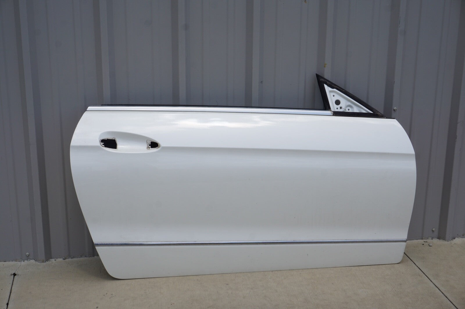 11-17 Mercedes W207 E550 E350 Convertible Right Passenger Side Door Shell OEM