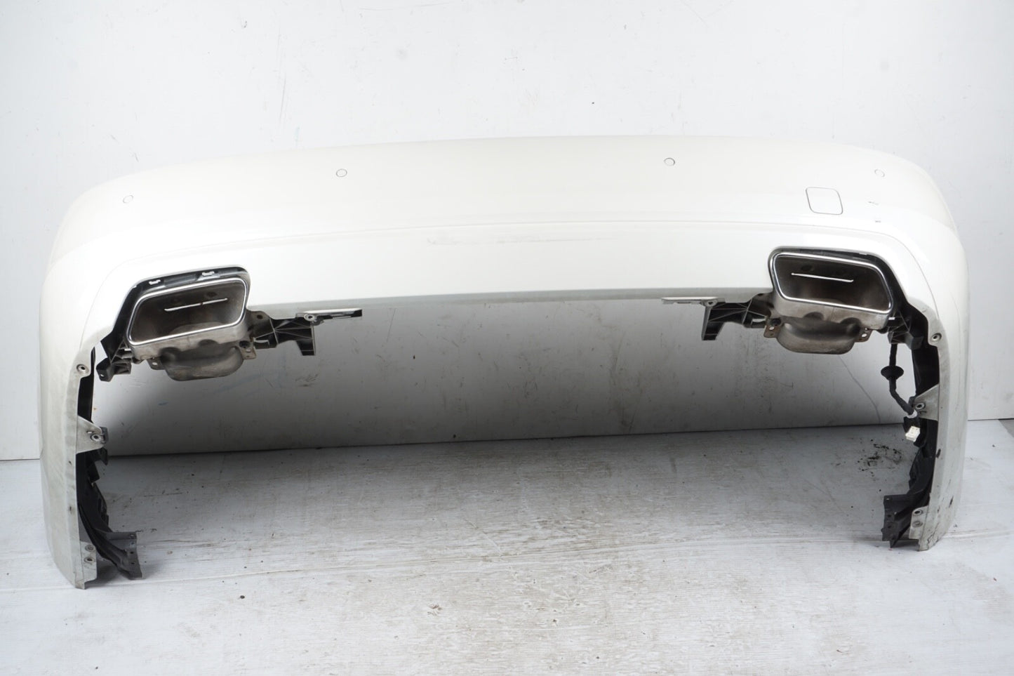 10-13 Mercedes W221 S550 S400 Base Rear Bumper Cover Assembly OEM