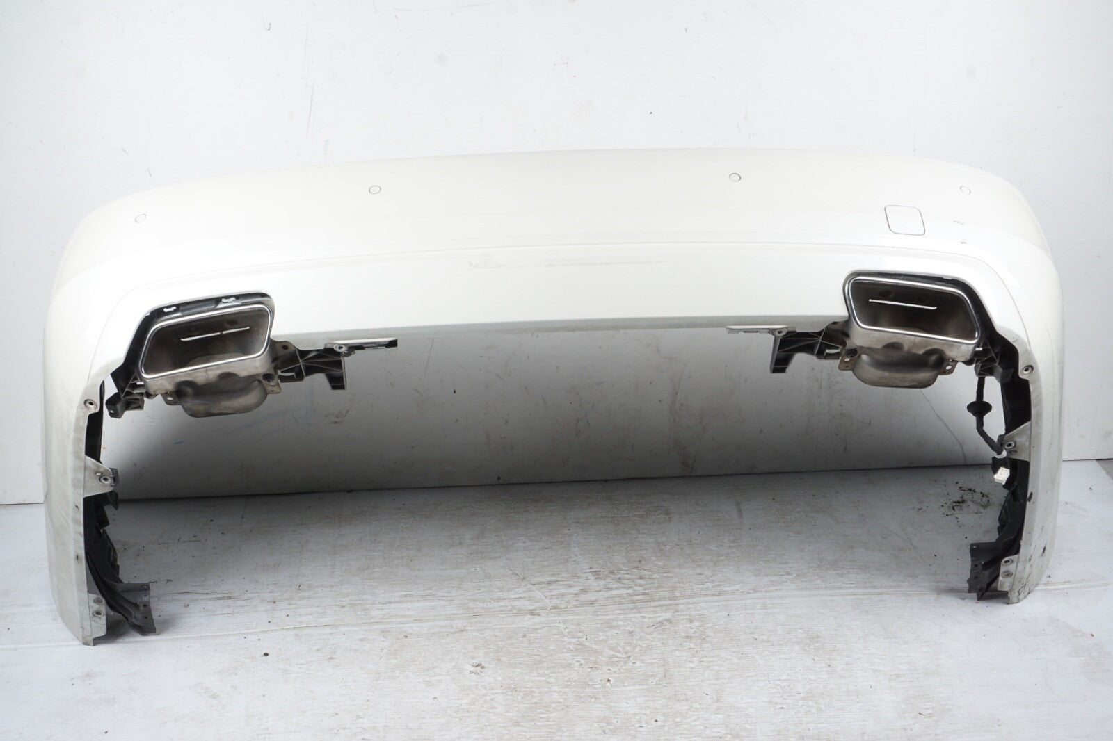 10-13 Mercedes W221 S550 S400 Base Rear Bumper Cover Assembly OEM