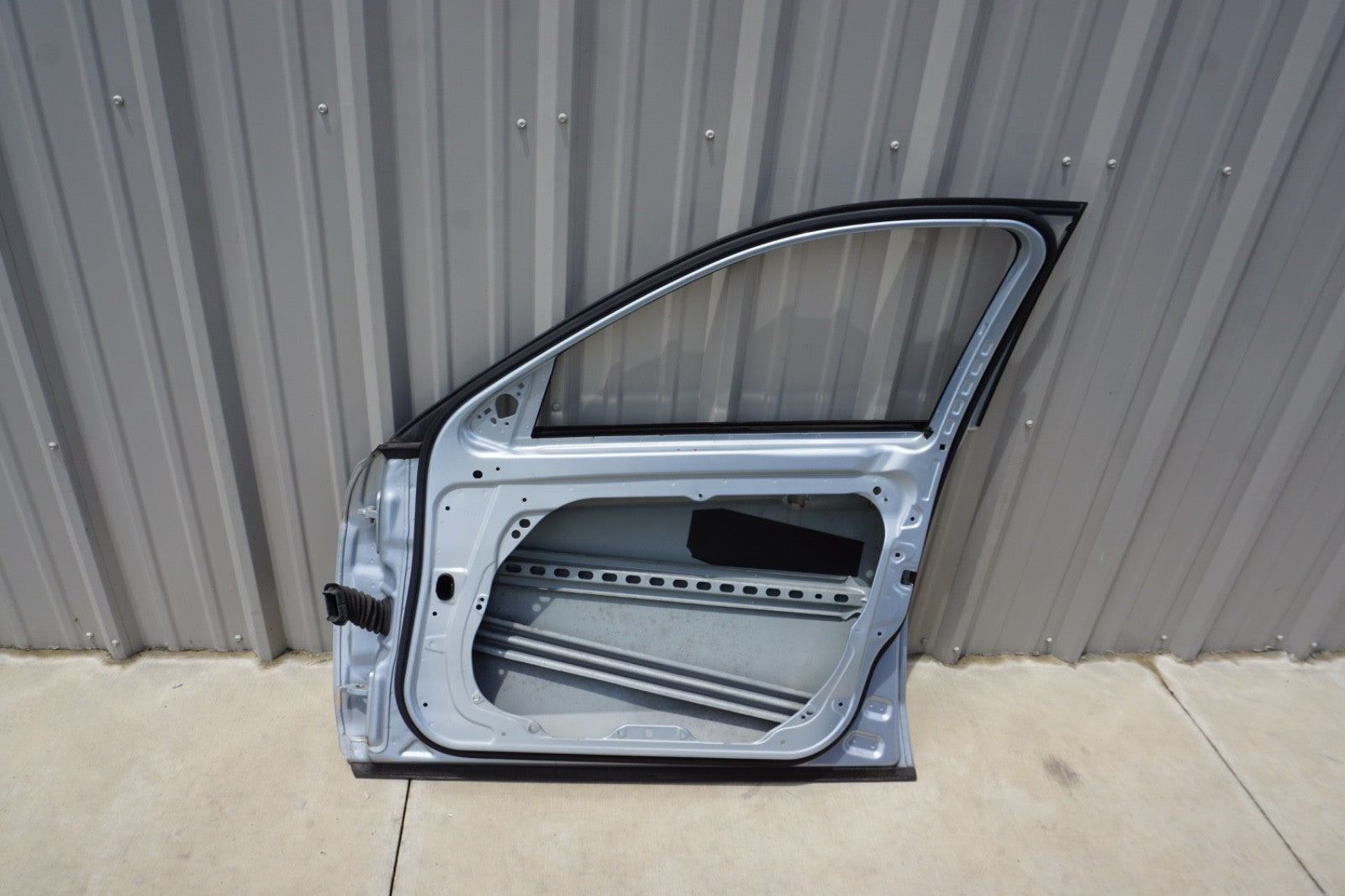 2010-16 Mercedes W212 E350 E550 E63 Front Door Shell Silver Right Passenger Side