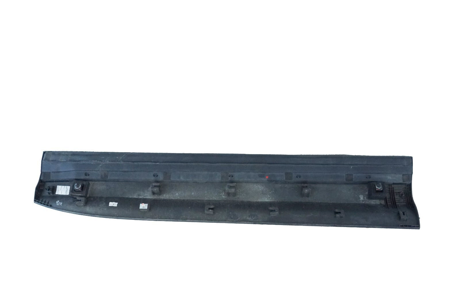 2013-2018 HYUNDAI SANTA FE FRONT LEFT DRIVER SIDE DOOR LOWER MOLDING OEM