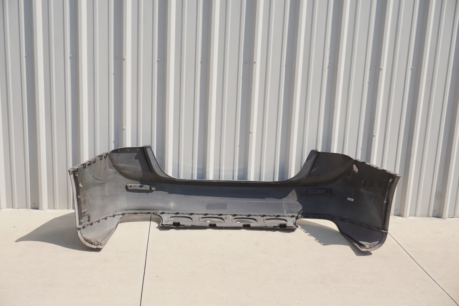 2014 - 2024 MASERATI GHIBLI REAR BUMPER COVER