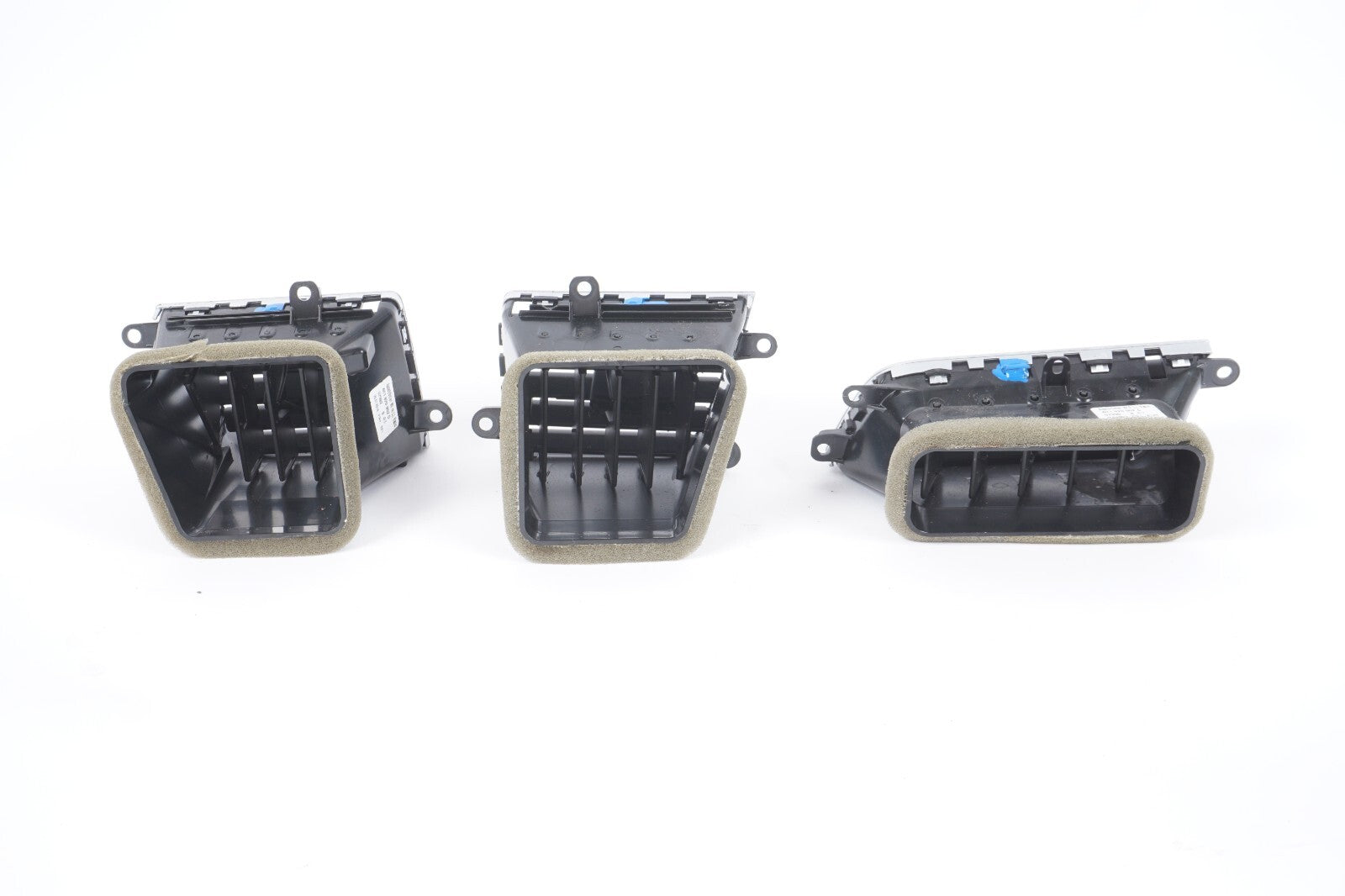 2012-2017 AUDI A8L A8 DASH AC HEATER AIR VENT SET OF 3 OEM