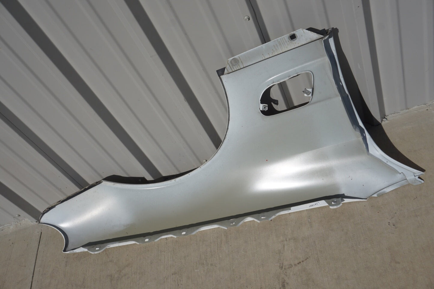 2003 Mercedes R230 SL500 SL55 fender, left 03-08 SL500 SL600 SL65 AMG 2308800118