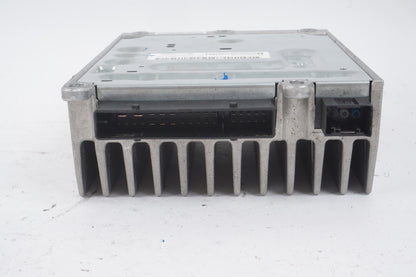 08-17 Mercedes W204 C300 E63 E550 Amplifier Amp Harman/Becker 2049007806 OEM