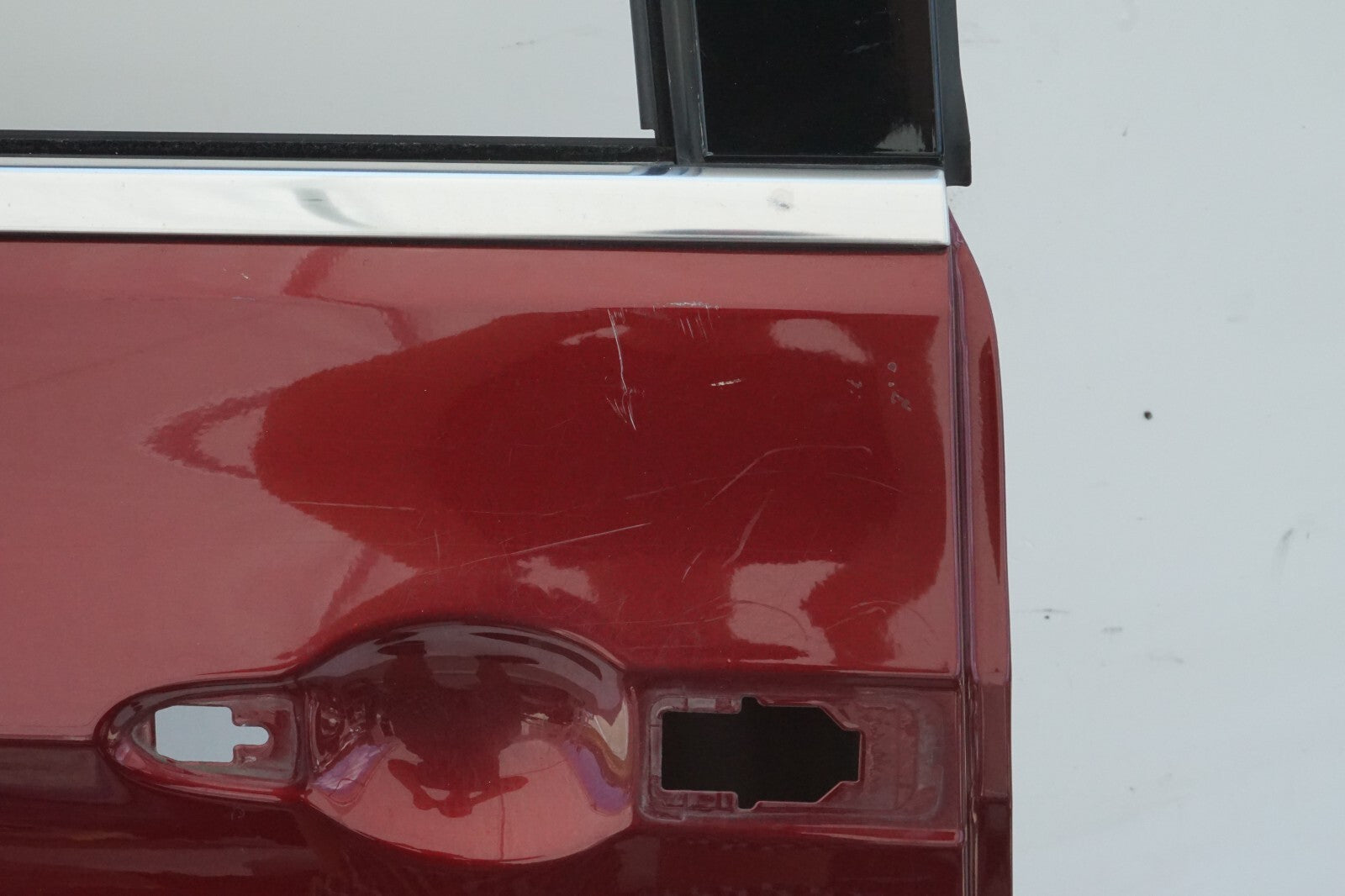 17-22 CHRYSLER PACIFICA REAR RIGHT PASSENGER SIDE SLIDING DOOR SHELL OEM