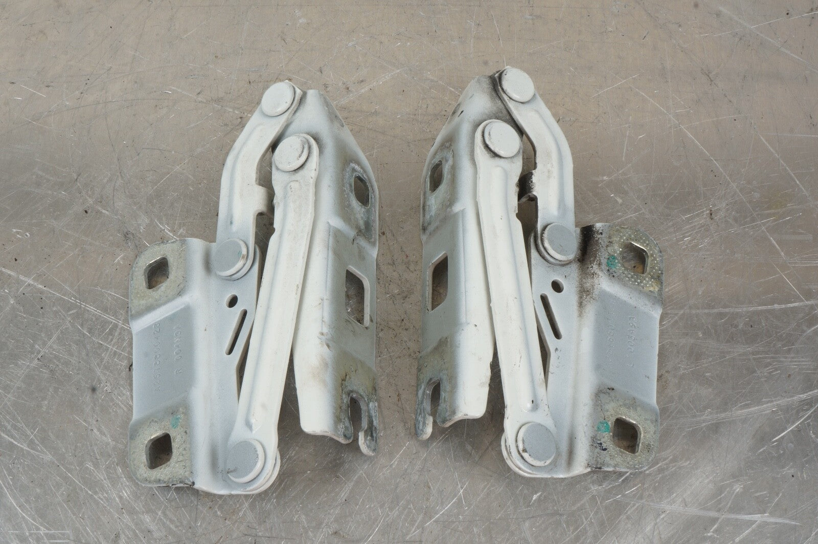 10-12 MERCEDES BENZ GL350 W164 FRONT RIGHT LEFT SIDE HOOD HINGE SUPPORT OEM