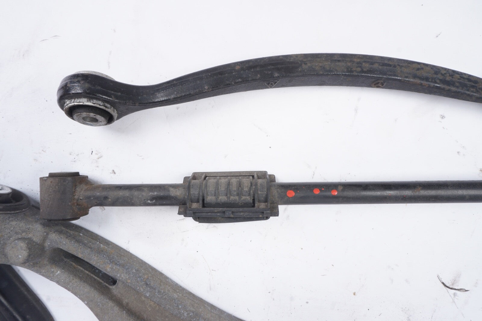 06-13 Mercedes W251 R350 GL550 Rear Left Control Arm Lower and Upper 1643501906