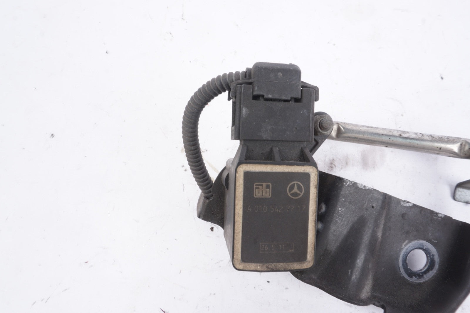 07-14 Mercedes S550 CL550 Headlight Suspension Height Level Sensor Oem