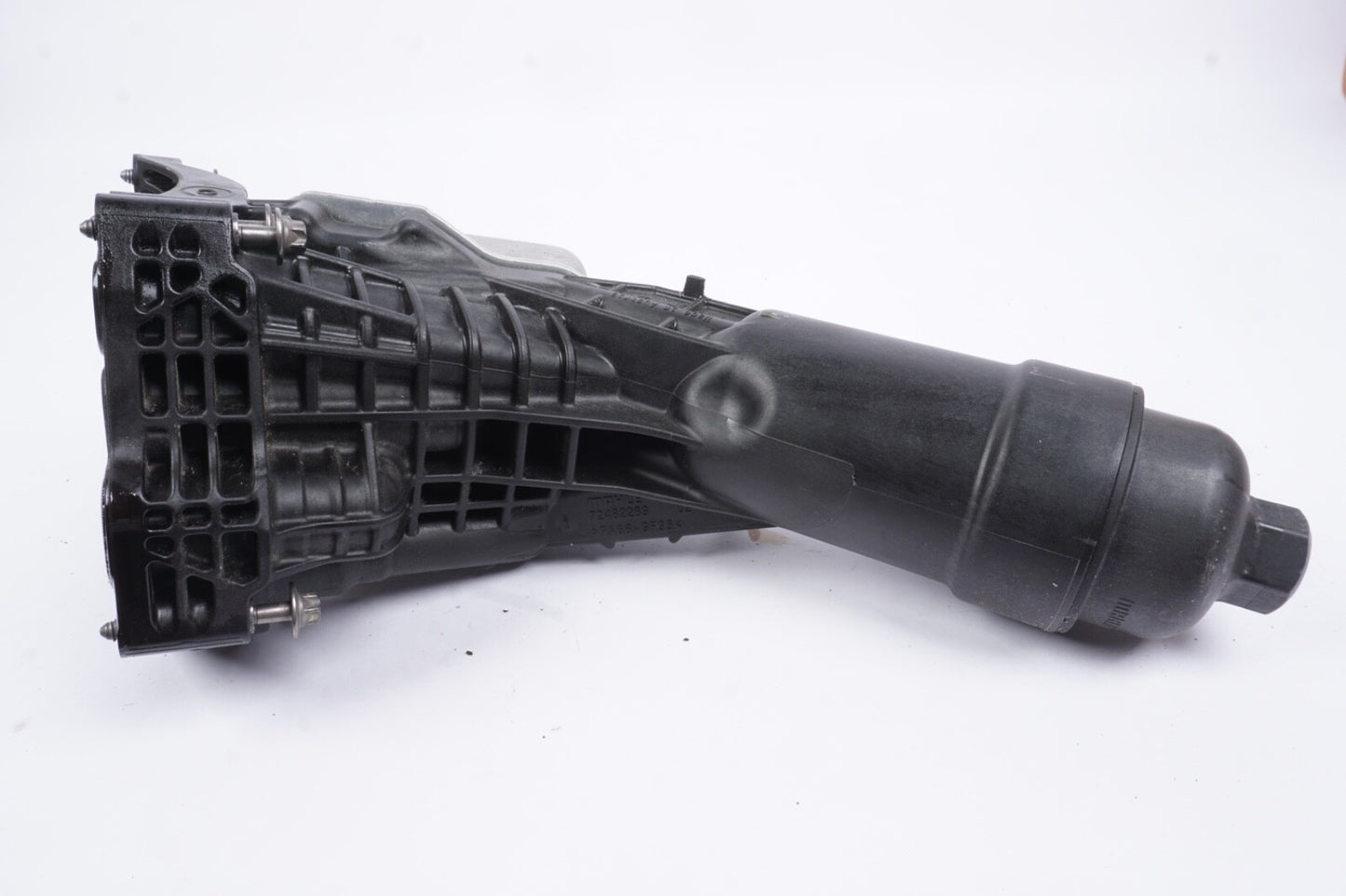2019 - 2024 BMW X3 330i 430i G01 G20 G30 Oil Filter Housing With Cooler