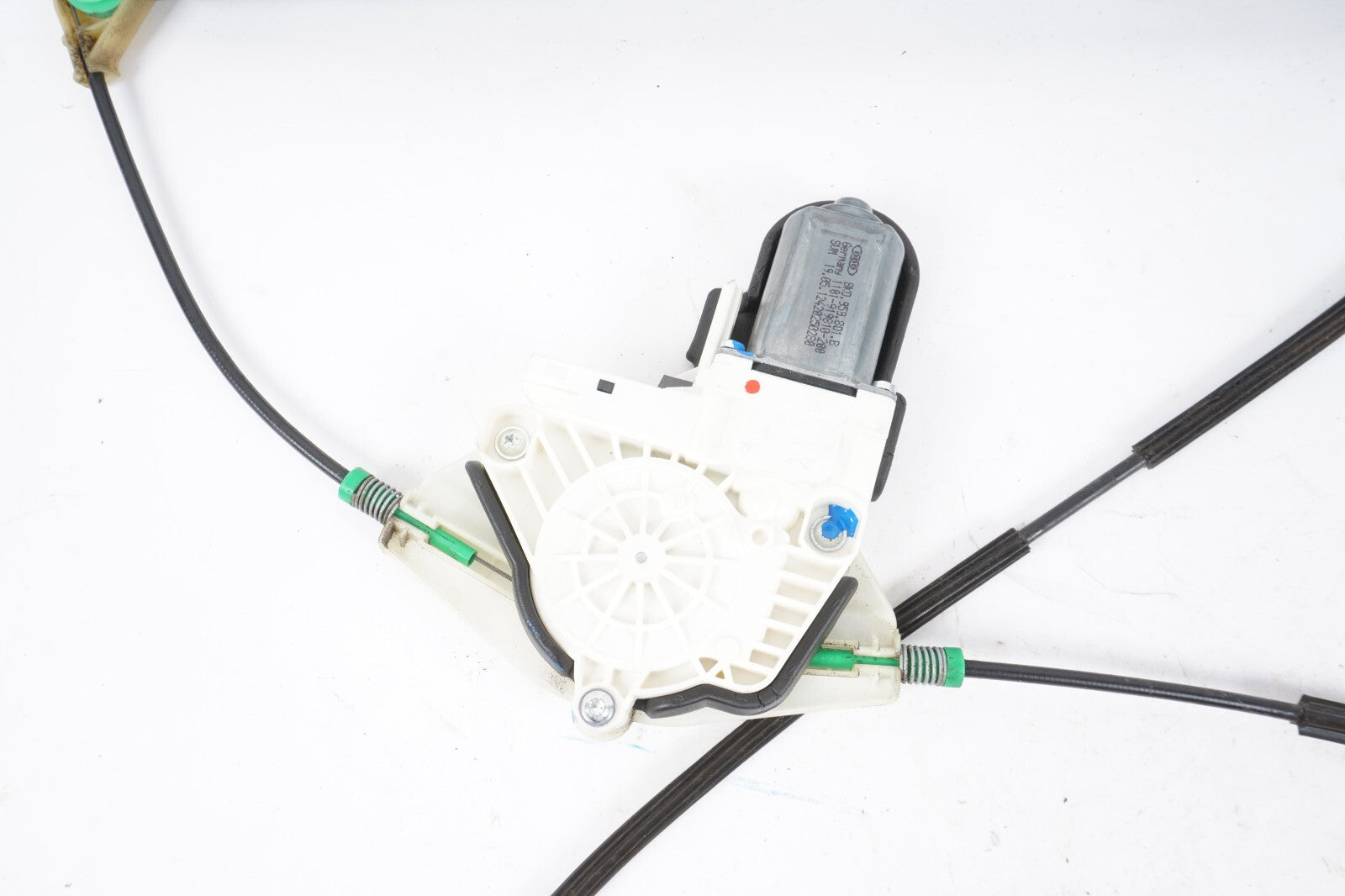 11-17 AUDI A8L FRONT LEFT DRIVER SIDE WINDOW REGULATOR & MOTOR OEM