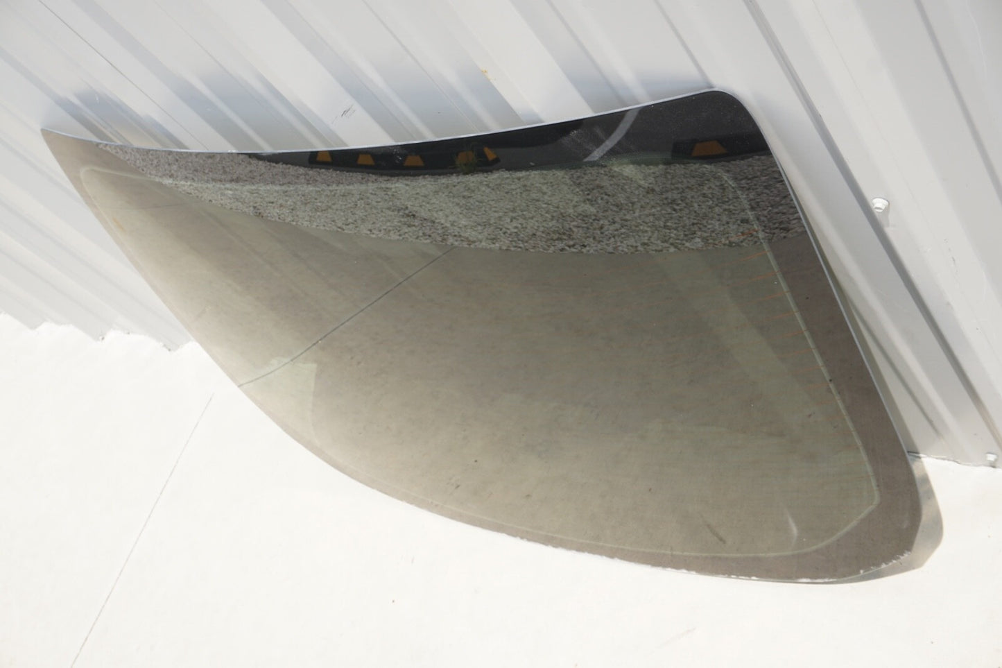 2012 - 2018 FORD FOCUS REAR WINDSHIELD GLASS