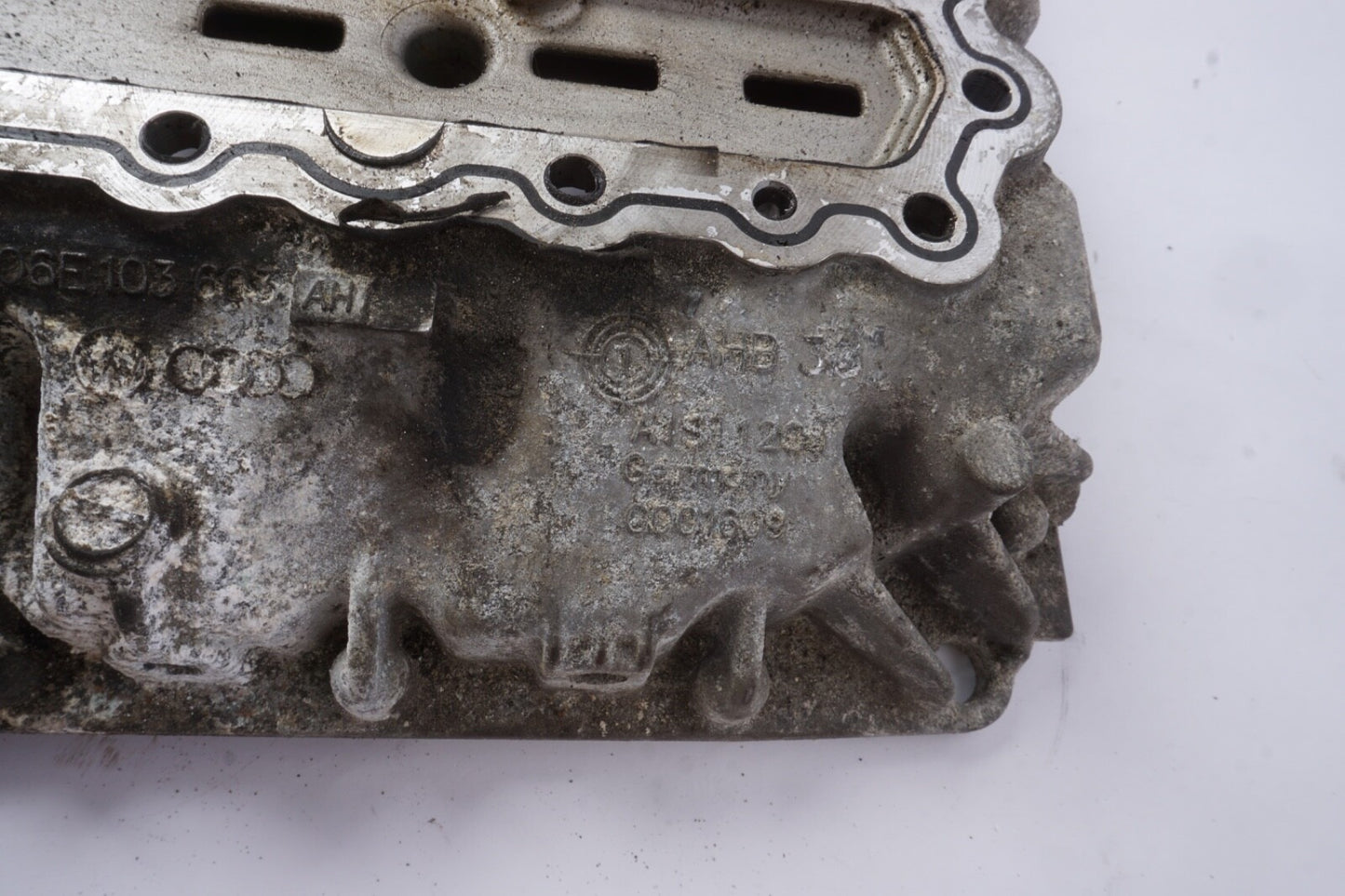 2012-2017 AUDI A6 S5 SQ5 (B8 8T C7 8R) 3.0L SUPER ENGINE UPPER MOTOR OIL PAN