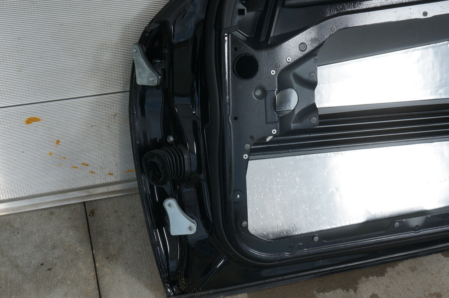 2007 - 2013 MERCEDES-BENZ S550 FRONT RIGHT PASSENGER SIDE DOOR SHELL OEM