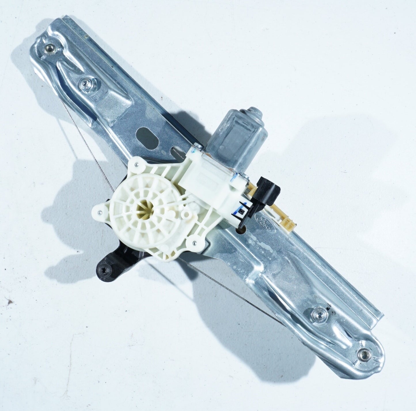 2013-2018 FORD FOCUS REAR RIGHT PASSENGER DOOR WINDOW REGULATOR W/ MOTOR OEM